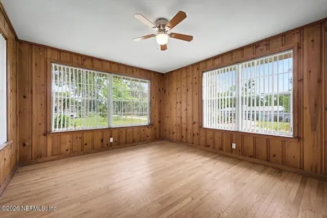 5321 Rollins Avenue Jacksonville FL 32207