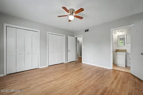 5321 Rollins Avenue Jacksonville FL 32207