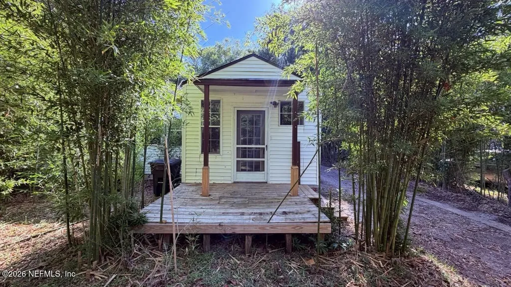 2737 Lake Shore Boulevard Jacksonville FL 32210