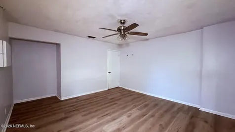 2737 Lake Shore Boulevard Jacksonville FL 32210
