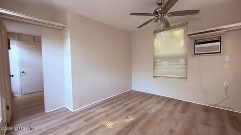 2737 Lake Shore Boulevard Jacksonville FL 32210