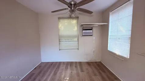 2737 Lake Shore Boulevard Jacksonville FL 32210