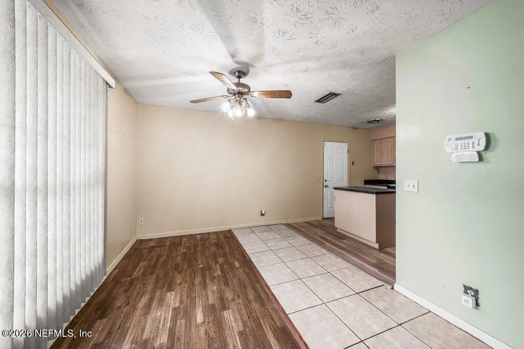 8307 Gullege Drive Jacksonville FL 32219
