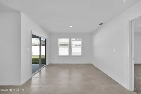 7082 Sandperch Street Jacksonville FL 32244