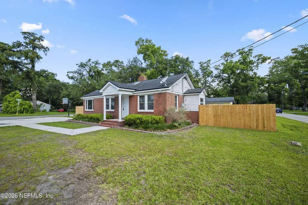 4168 Spring Park Circle Jacksonville FL 32207