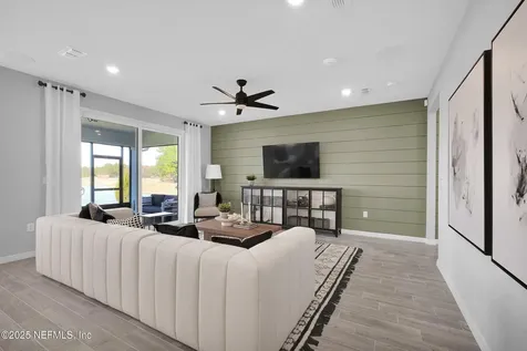 190 Blind Oak Circle St. Johns FL 32095