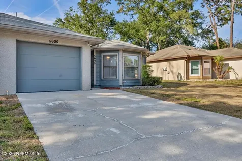 5605 Pinebay Circle N Jacksonville FL 32244