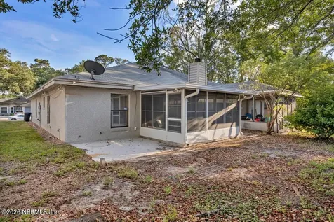 5605 Pinebay Circle N Jacksonville FL 32244