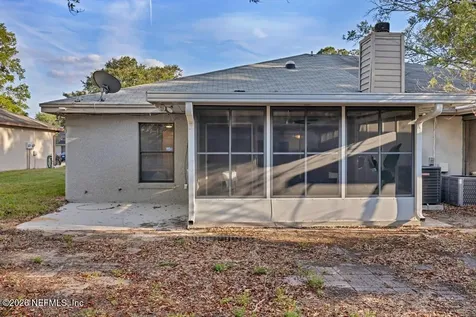 5605 Pinebay Circle N Jacksonville FL 32244