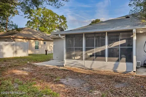 5605 Pinebay Circle N Jacksonville FL 32244