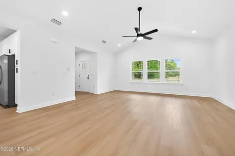 161 Crestview Drive Palatka FL 32177