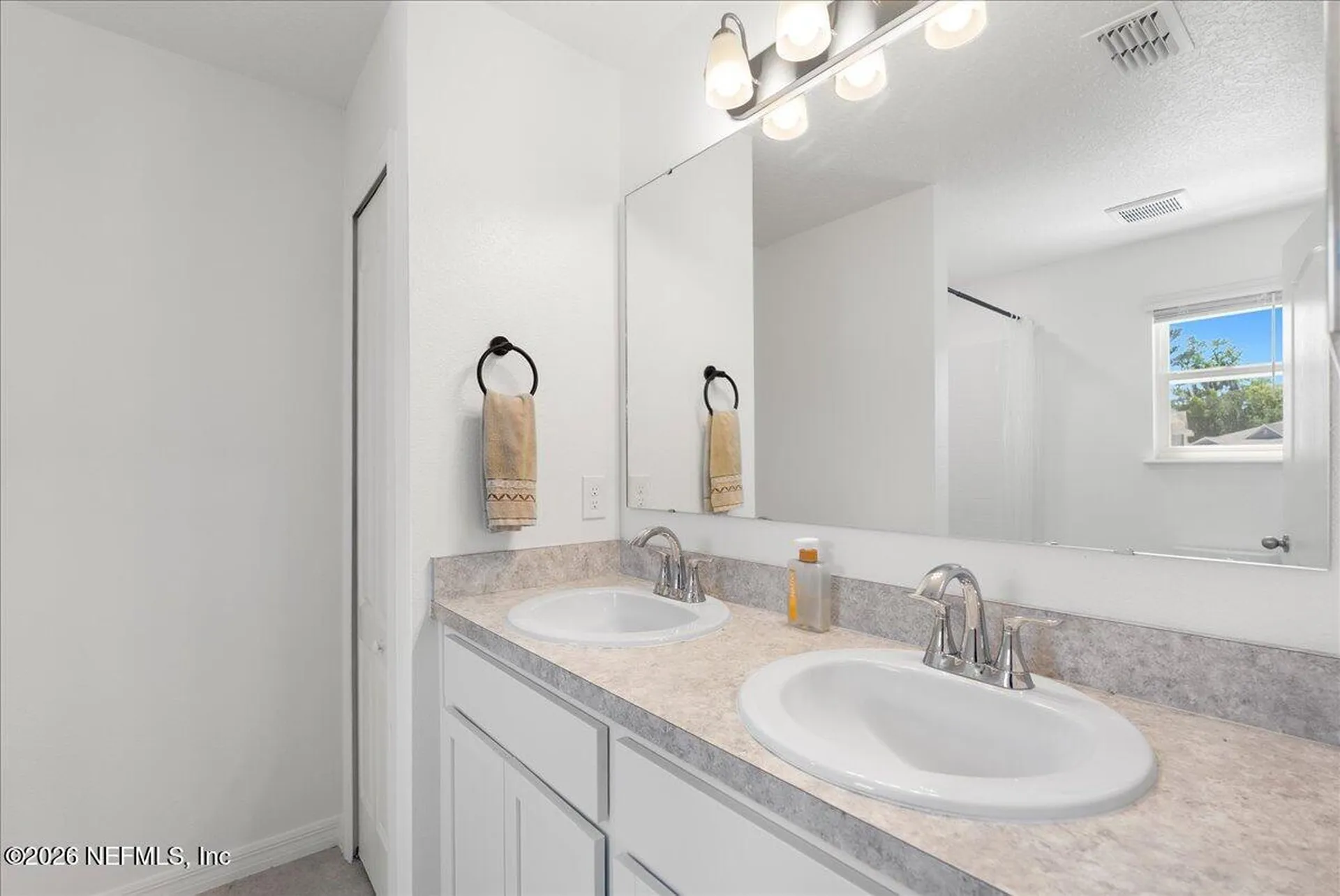 3284 Penny Cove Lane Jacksonville FL 32218