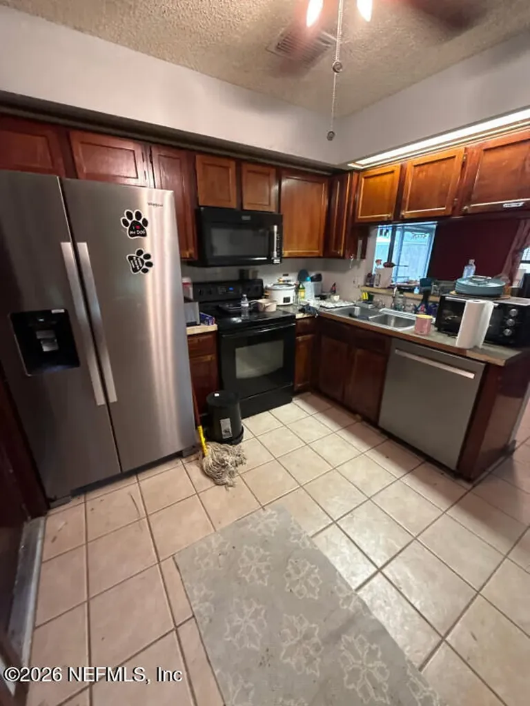 1862 Farm Way Middleburg FL 32068