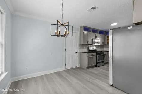 1825 Willesdon Drive W Jacksonville FL 32246