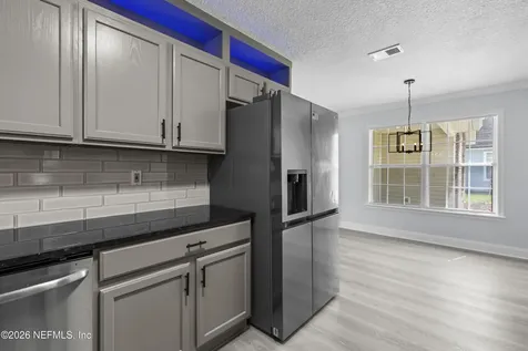 1825 Willesdon Drive W Jacksonville FL 32246
