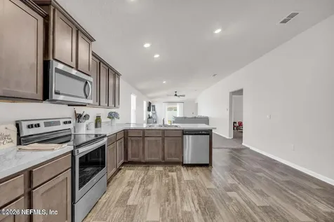2461 Oak Stream Drive Green Cove Springs FL 32043