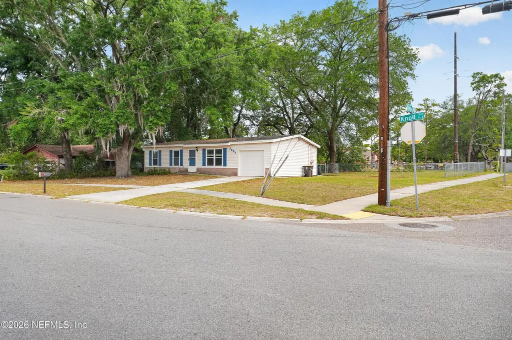 7807 Knoll Drive N Jacksonville FL 32221