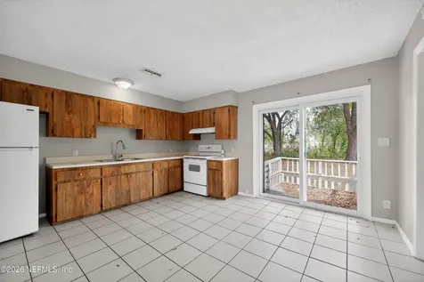 7807 Knoll Drive N Jacksonville FL 32221