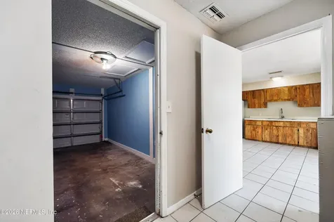 7807 Knoll Drive N Jacksonville FL 32221