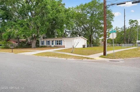 7807 Knoll Drive N Jacksonville FL 32221