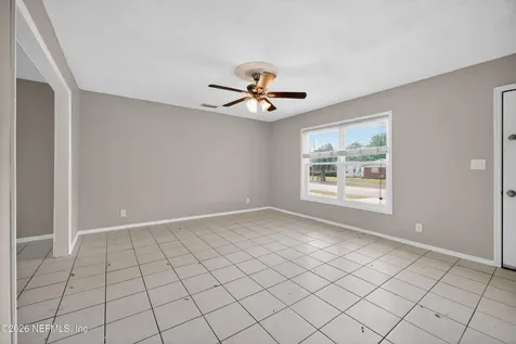 7807 Knoll Drive N Jacksonville FL 32221
