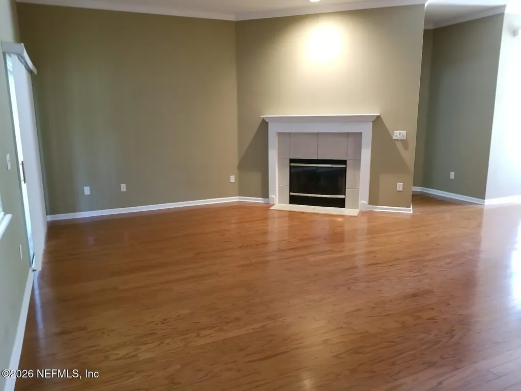 8299 Warlin Drive N Jacksonville FL 32216