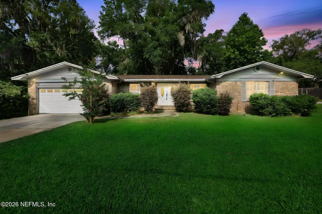 1950 Holly Oaks Ravine Drive Jacksonville FL 32225