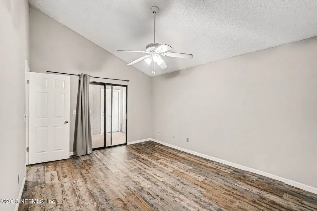 2483 Whispering Woods Boulevard Jacksonville FL 32246