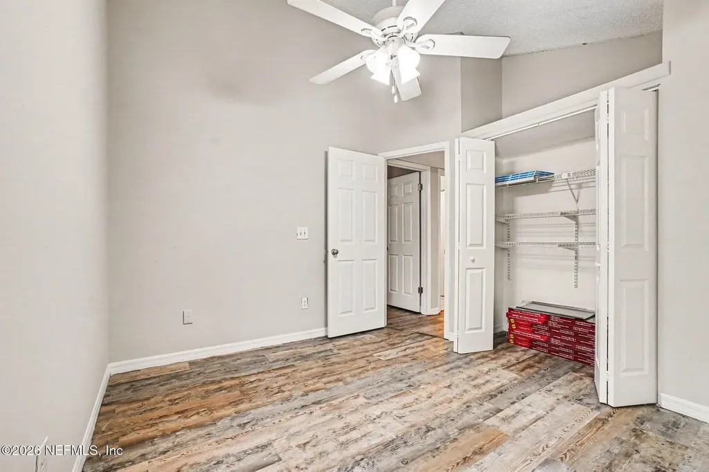 2483 Whispering Woods Boulevard Jacksonville FL 32246