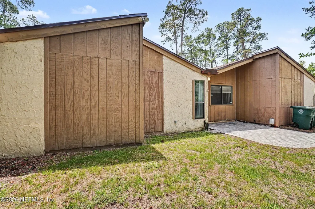 2483 Whispering Woods Boulevard Jacksonville FL 32246