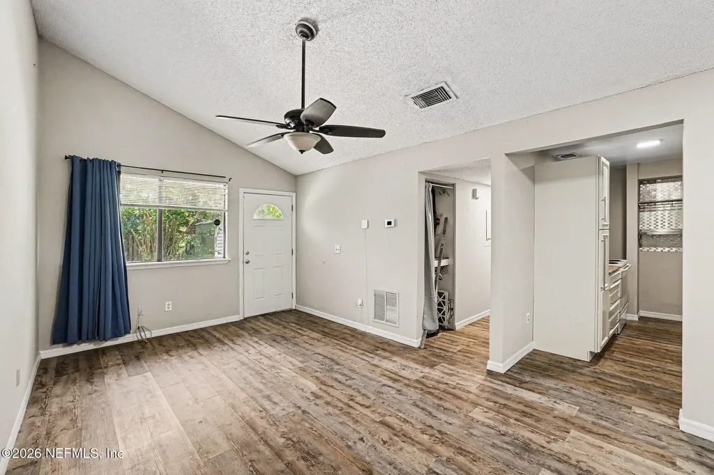 2483 Whispering Woods Boulevard Jacksonville FL 32246