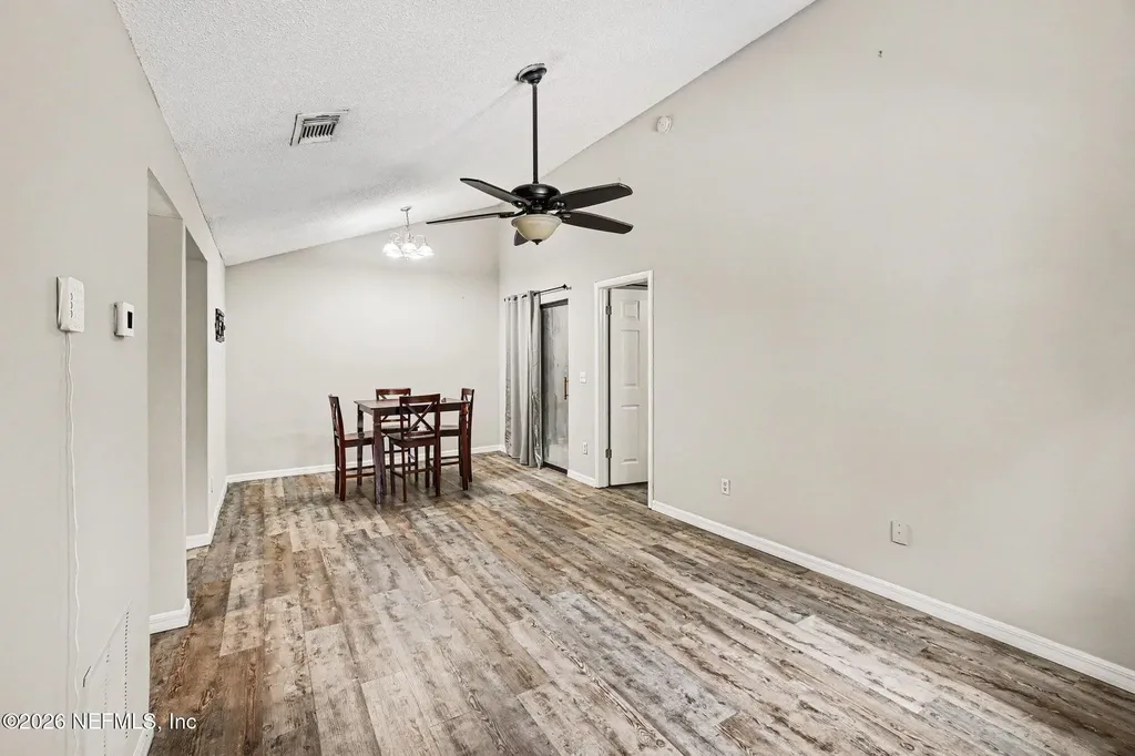 2483 Whispering Woods Boulevard Jacksonville FL 32246