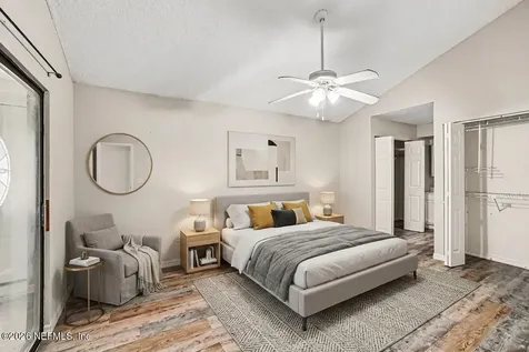2483 Whispering Woods Boulevard Jacksonville FL 32246