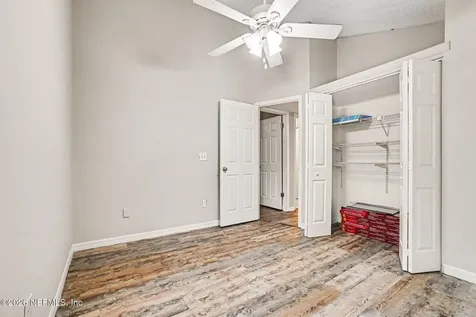 2483 Whispering Woods Boulevard Jacksonville FL 32246