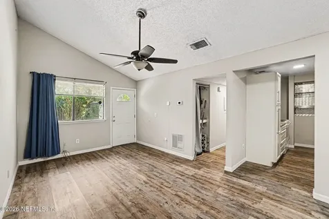 2483 Whispering Woods Boulevard Jacksonville FL 32246
