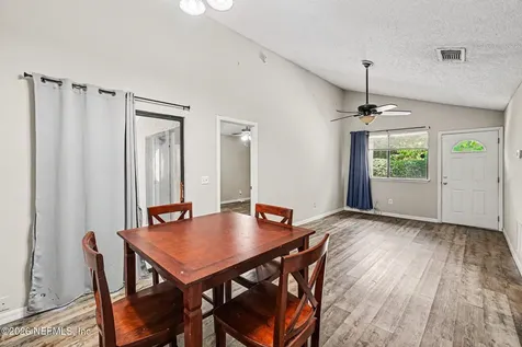 2483 Whispering Woods Boulevard Jacksonville FL 32246