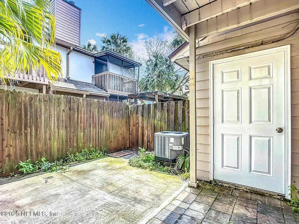 2075 Gail Avenue Jacksonville Beach FL 32250