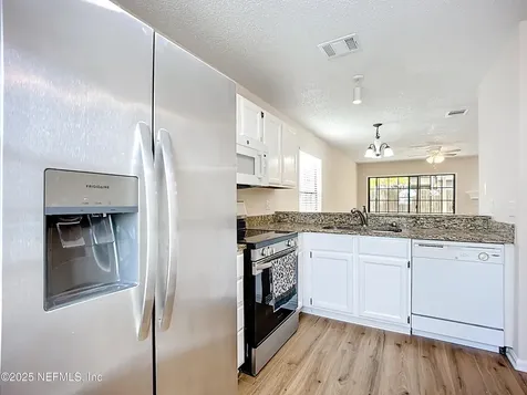 2075 Gail Avenue Jacksonville Beach FL 32250