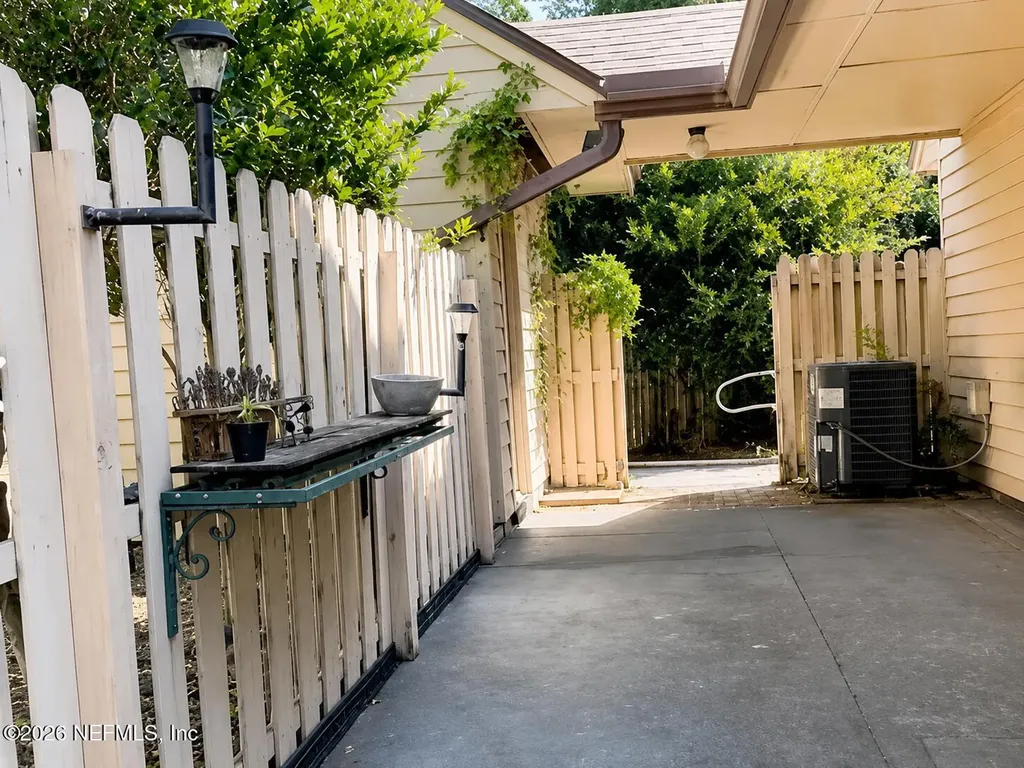 4108 Hanging Moss Court Jacksonville FL 32257