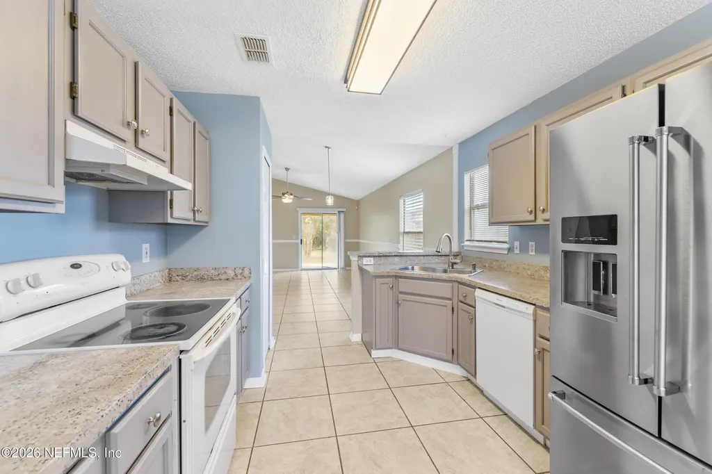 3013 Wavering Lane Middleburg FL 32068