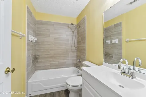3013 Wavering Lane Middleburg FL 32068