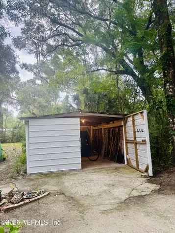 210 Pine Avenue Pomona Park FL 32181