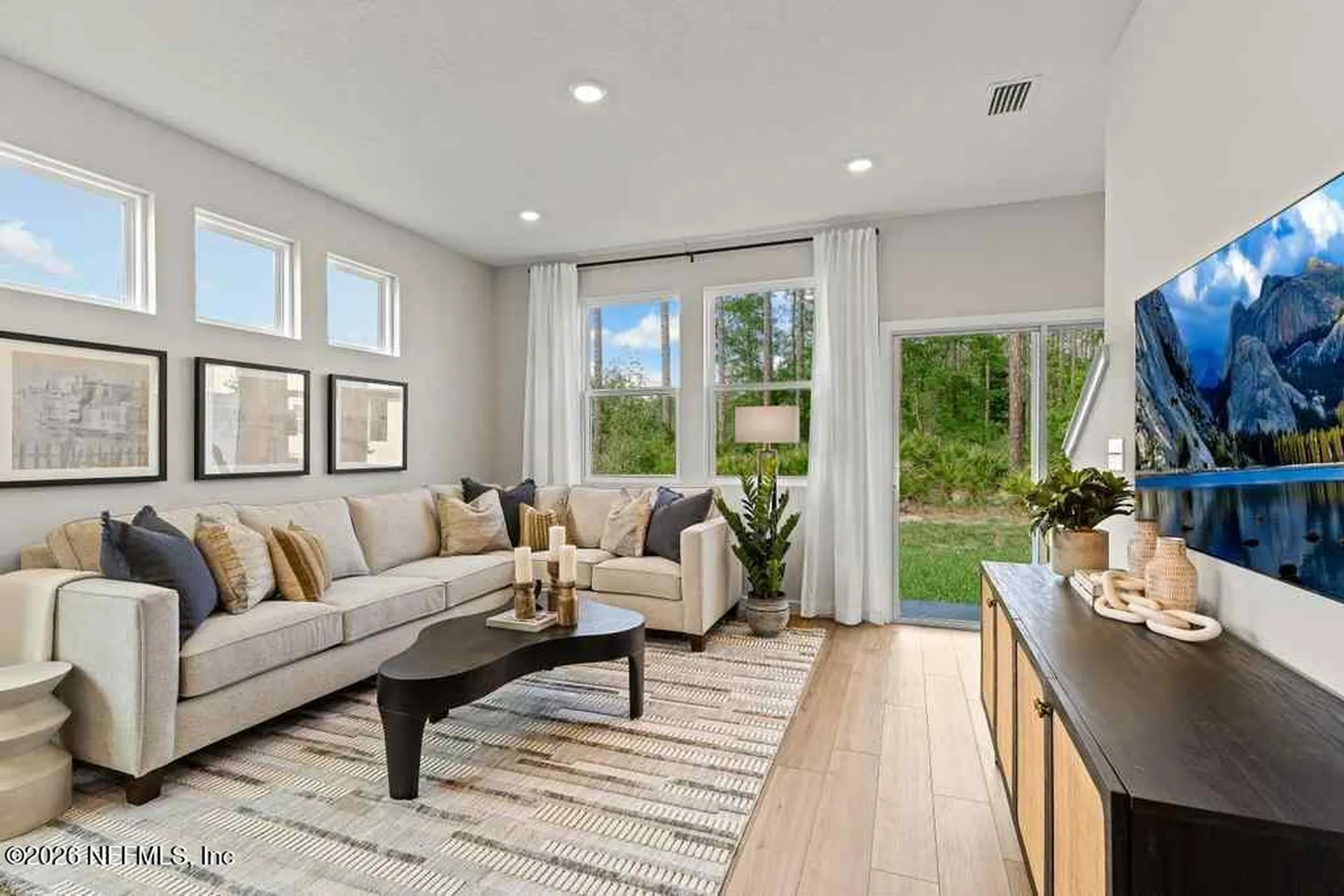 186 Brazil Nut Circle Jacksonville FL 32218