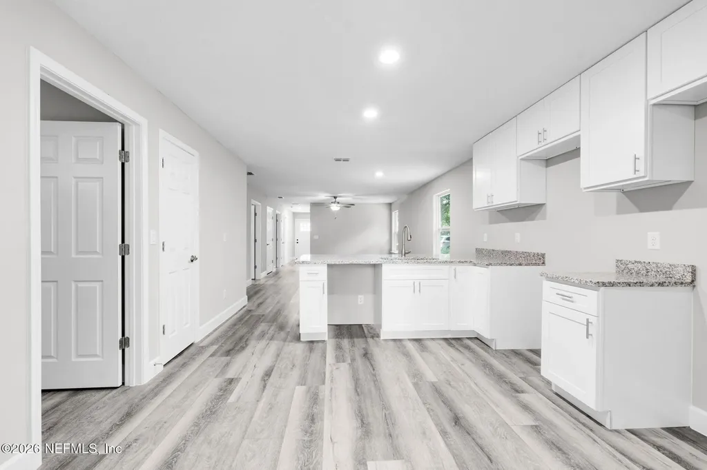 2027 Mcmillan Street Jacksonville FL 32209