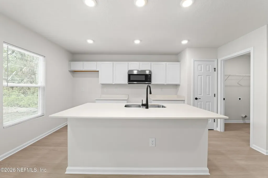 4637 Suray Avenue Jacksonville FL 32208