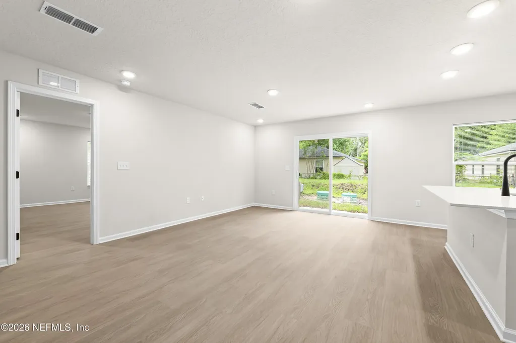 4637 Suray Avenue Jacksonville FL 32208