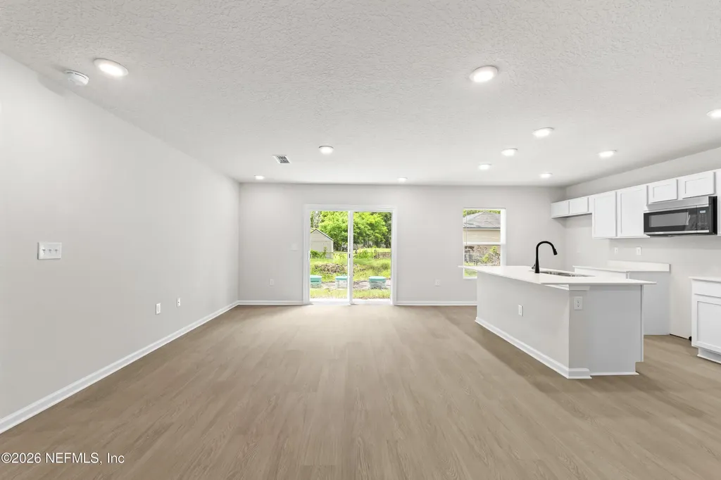 4637 Suray Avenue Jacksonville FL 32208