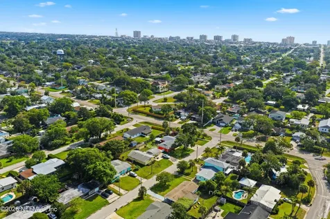 850 Holly Drive Jacksonville Beach FL 32250