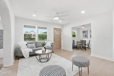 850 Holly Drive Jacksonville Beach FL 32250