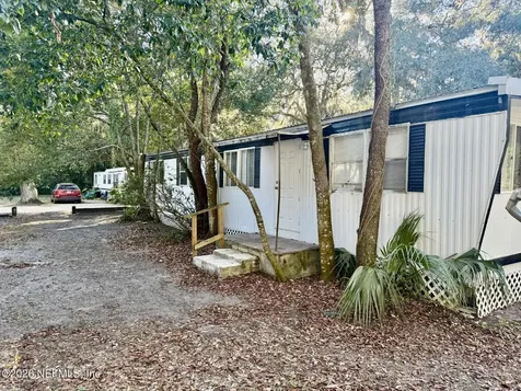 1511 S Palm Avenue Palatka FL 32177
